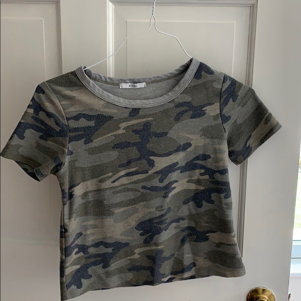 Crop top